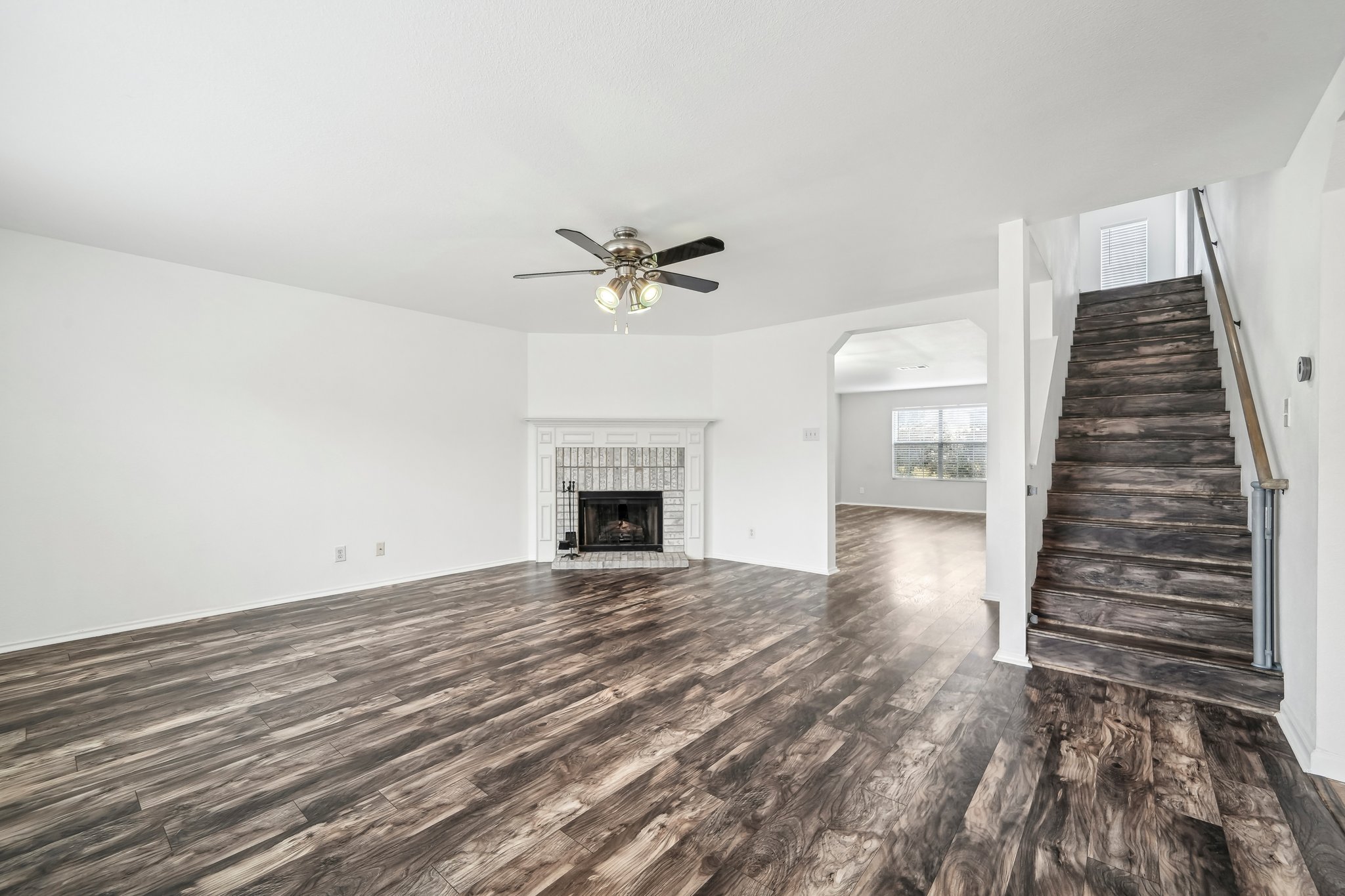 S Willow Way-004.jpg