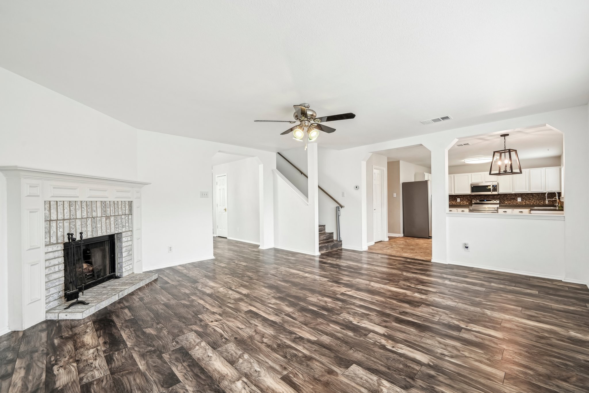 S Willow Way-005.jpg