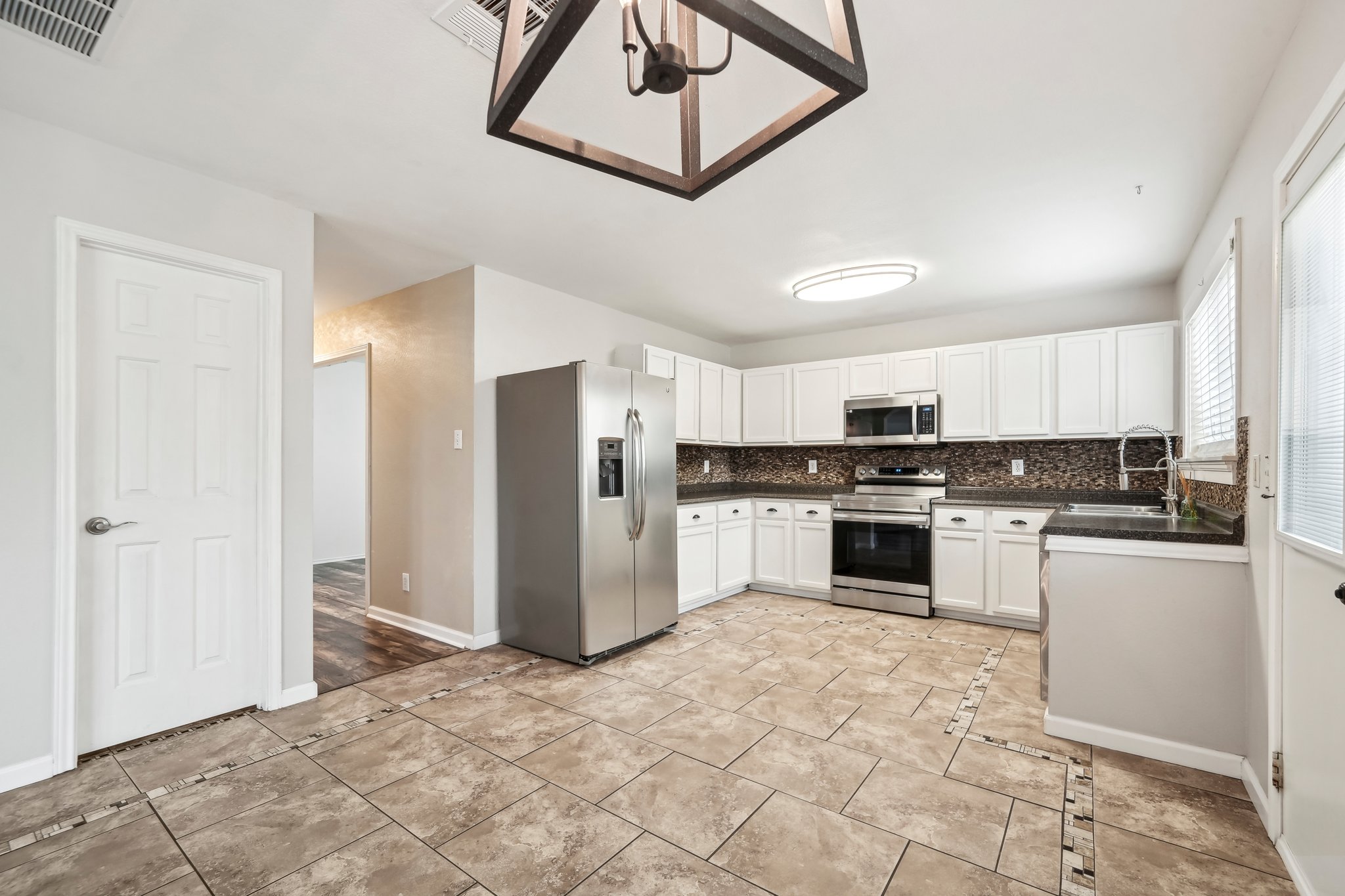 S Willow Way-013.jpg