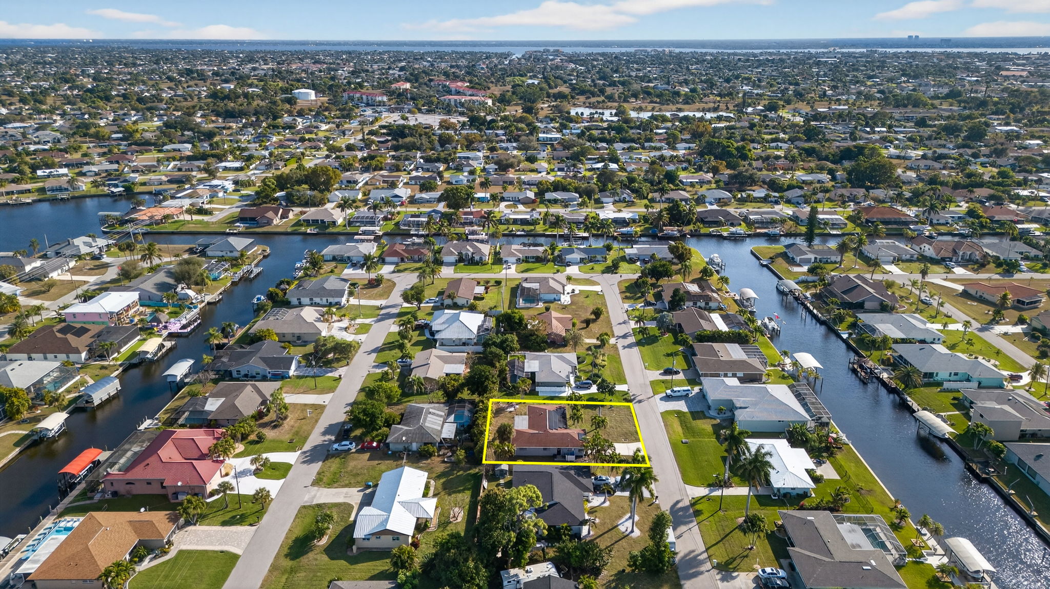 Aerial Side Exterior - lot line