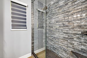 Guest Bathroom 2 of 2