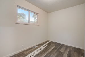 SE 74th Ave Portland -010