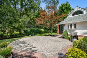 113 Westminster Dr-5