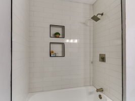  Photo 35