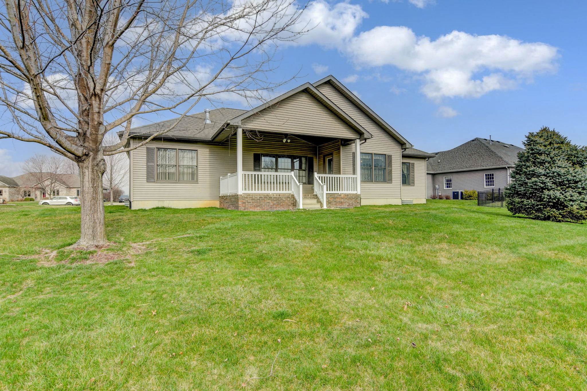 1130 Fountain Park Drive, Sherman, IL 62684 Design Eyes Photography