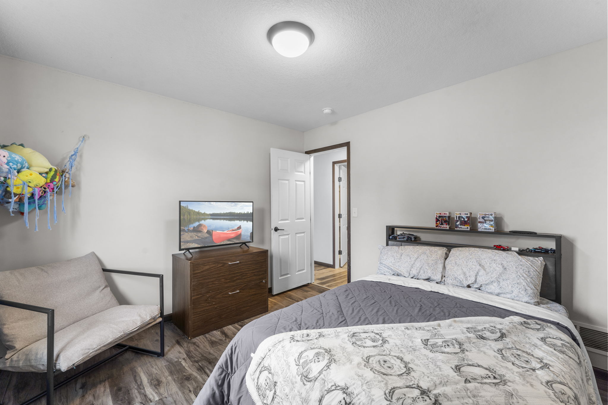 Upper Bedroom 2
