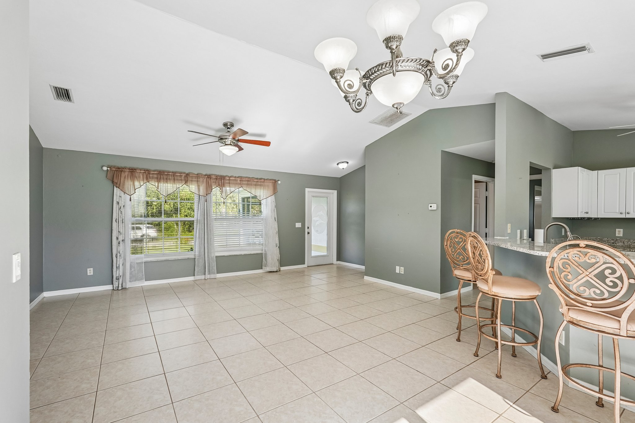 S Wapello St-S1509-011.jpg