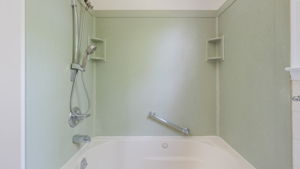  Photo 34