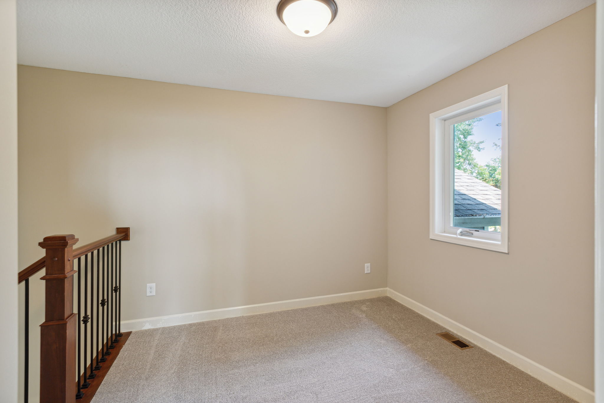 13_Interior
