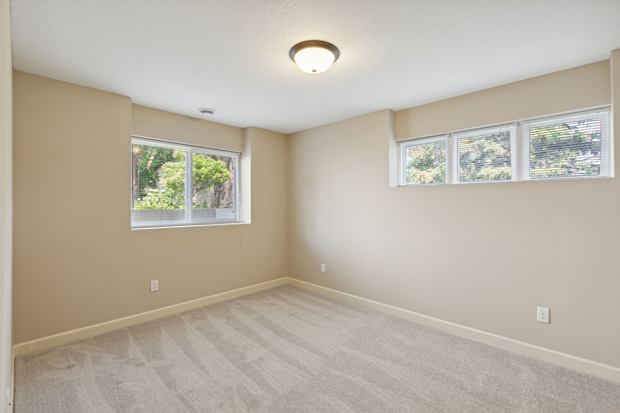 22_Interior