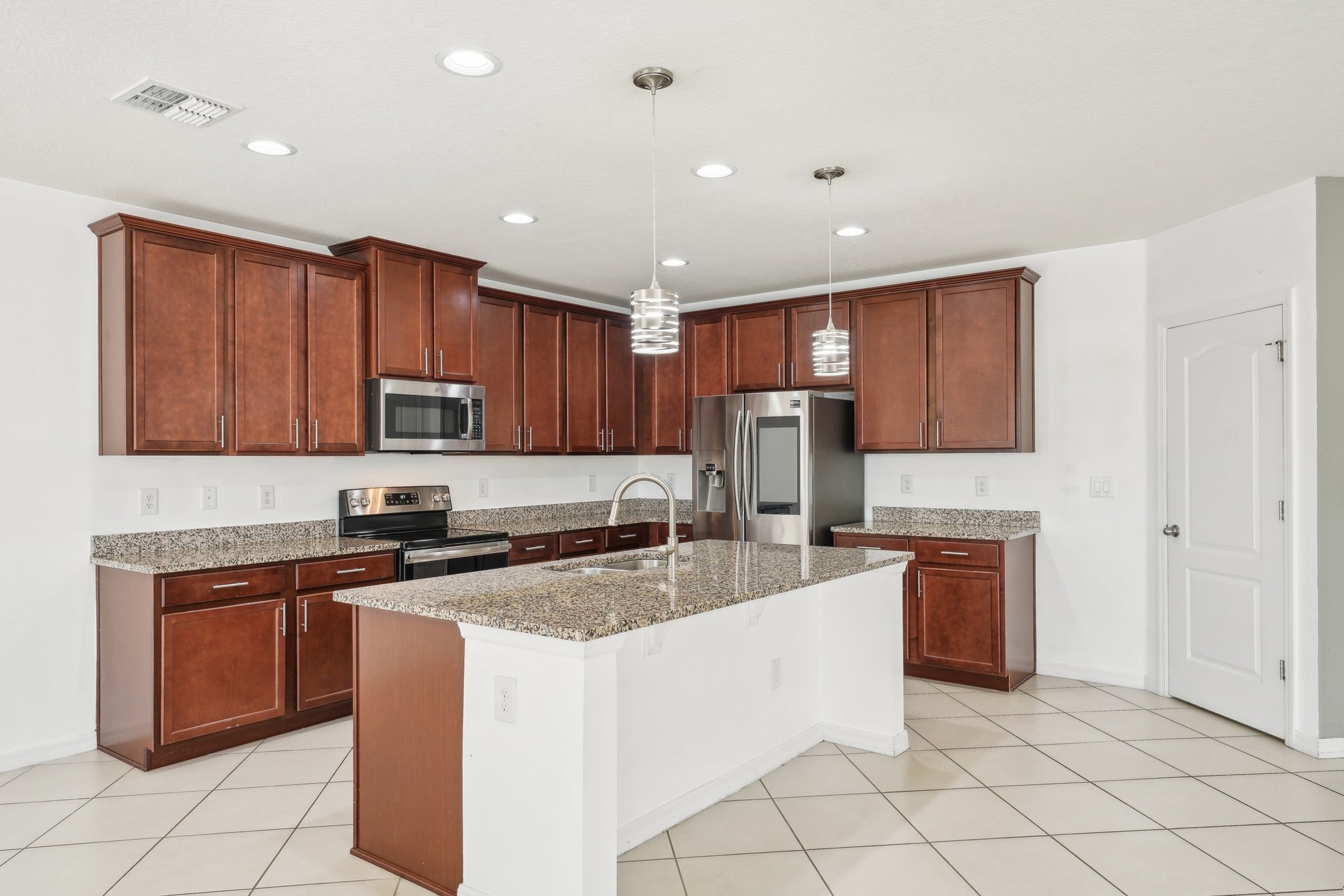 Hudson Hills Ln-022.jpg