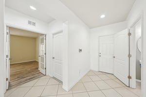 Hudson Hills Ln-029.jpg