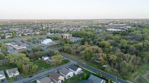  Photo 40