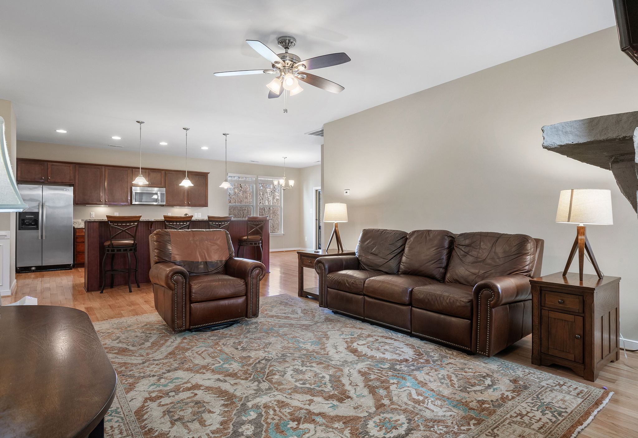 09-Family Room