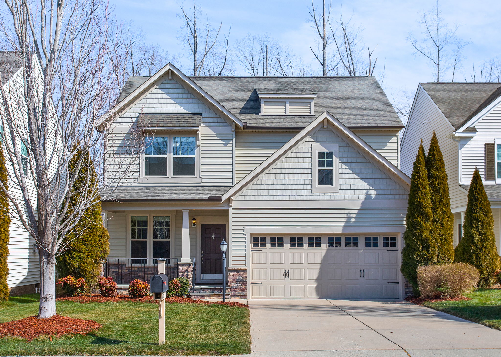 01-Exterior Front