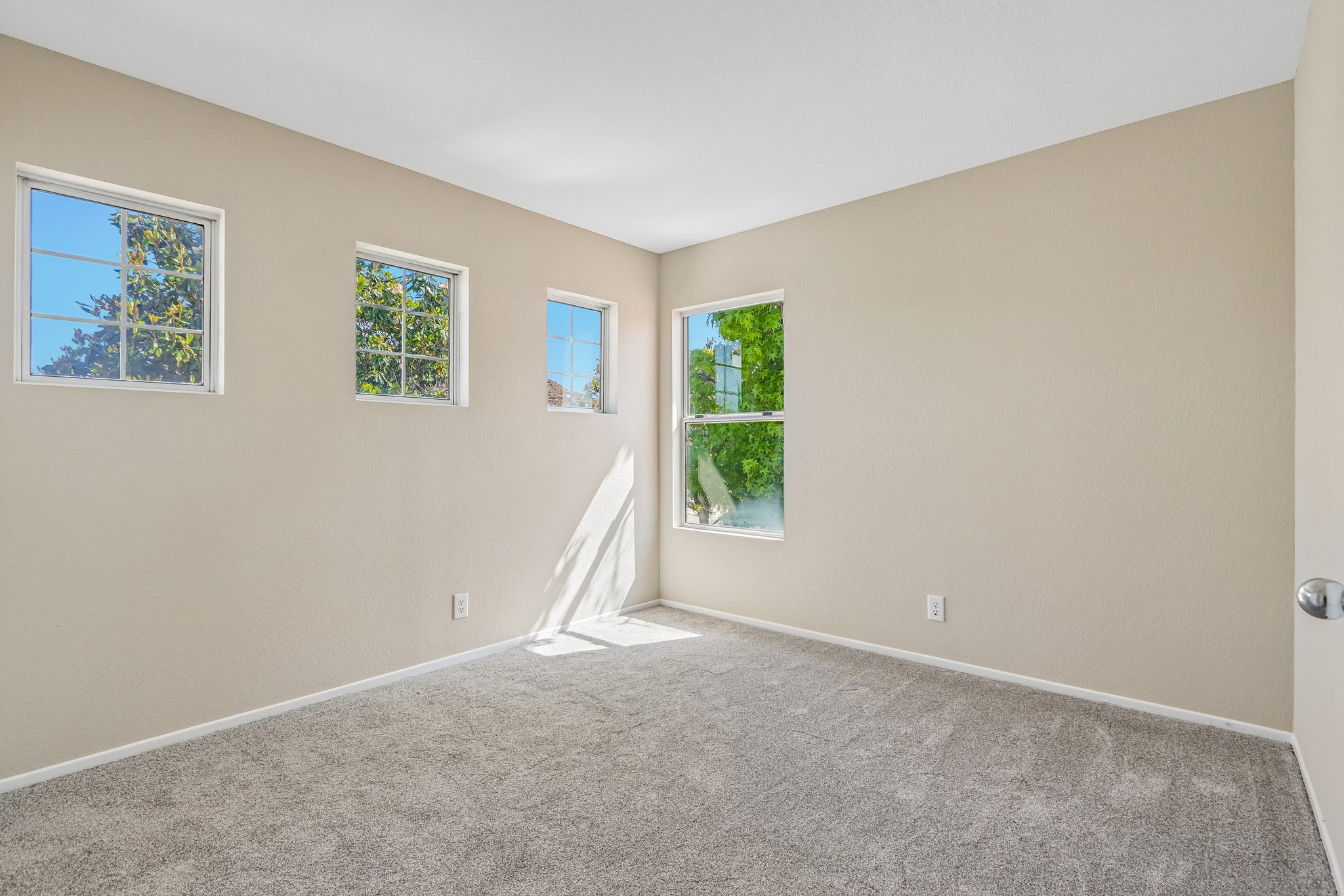 Autumnwood Ln-S1405-021.jpg