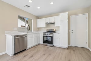 Autumnwood Ln-S1405-013.jpg