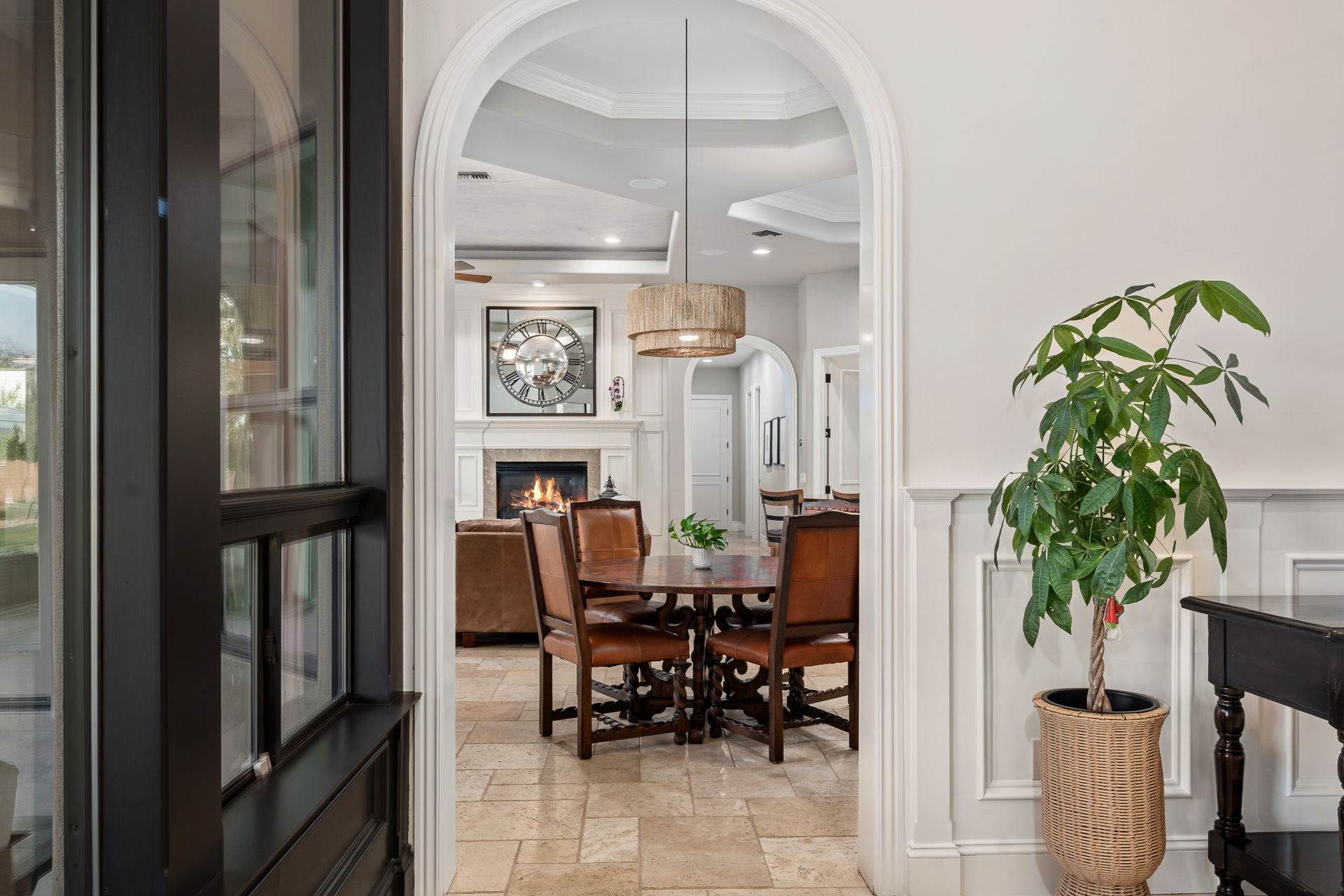 Kitchen/Eating Area