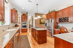 Lake Dr-S2406-033