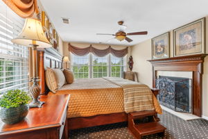 Lake Dr-S2406-053