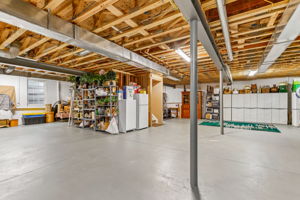 Lake Dr-S2406-070