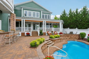 Lake Dr-S2406-089