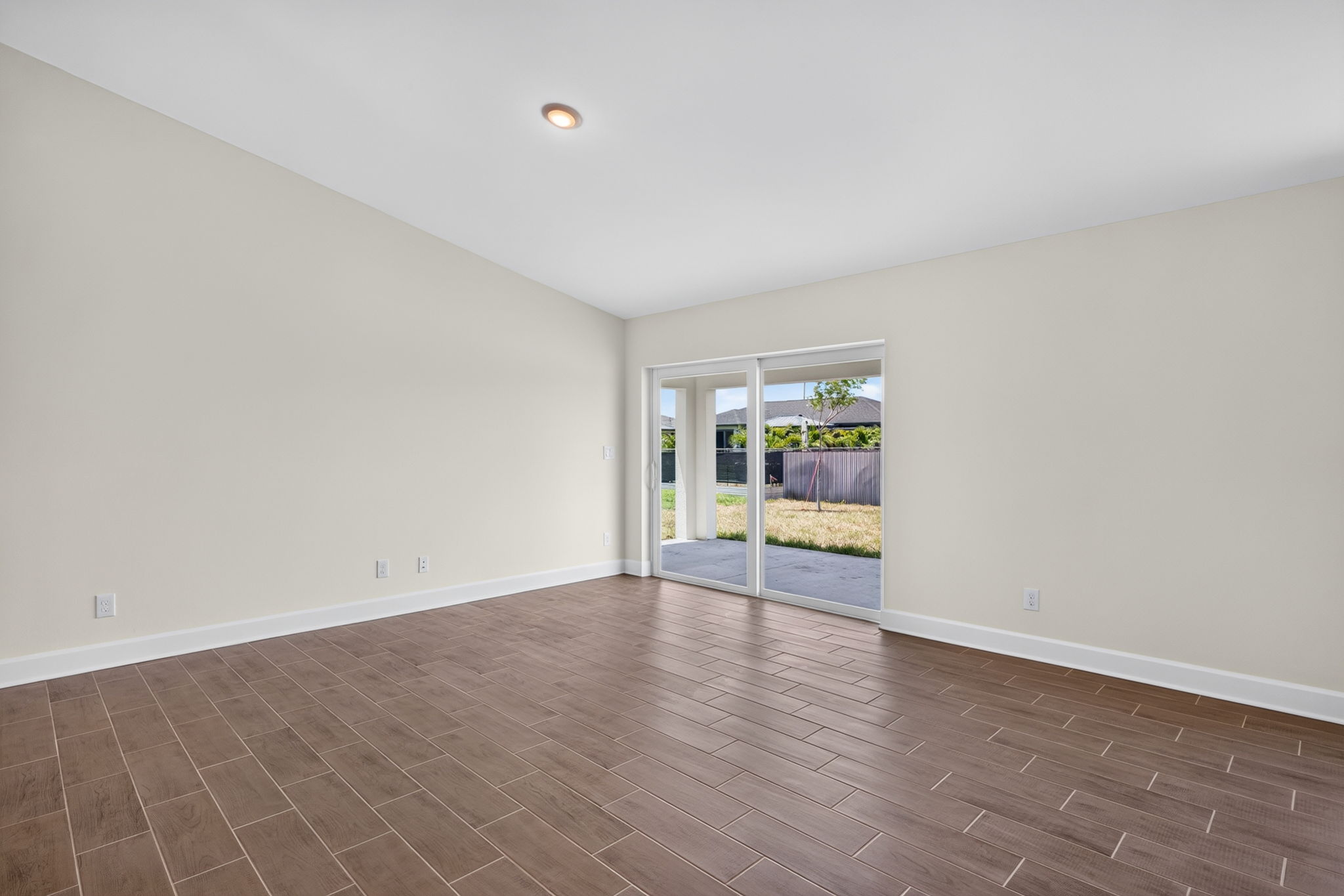 Dining Room 1 of 2