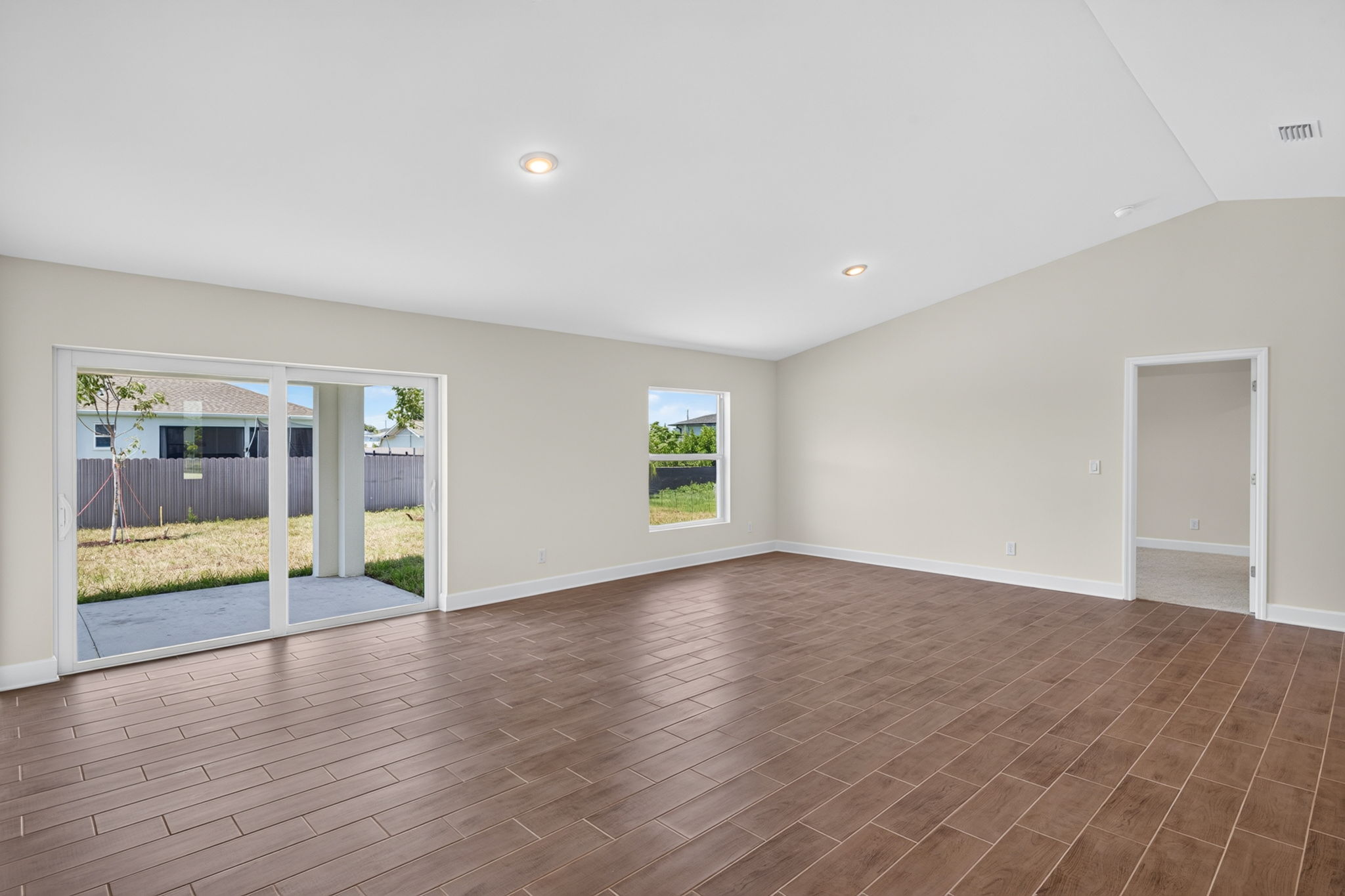 Living Room 4 of 4