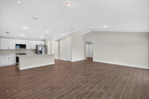 Living Room 2 of 4