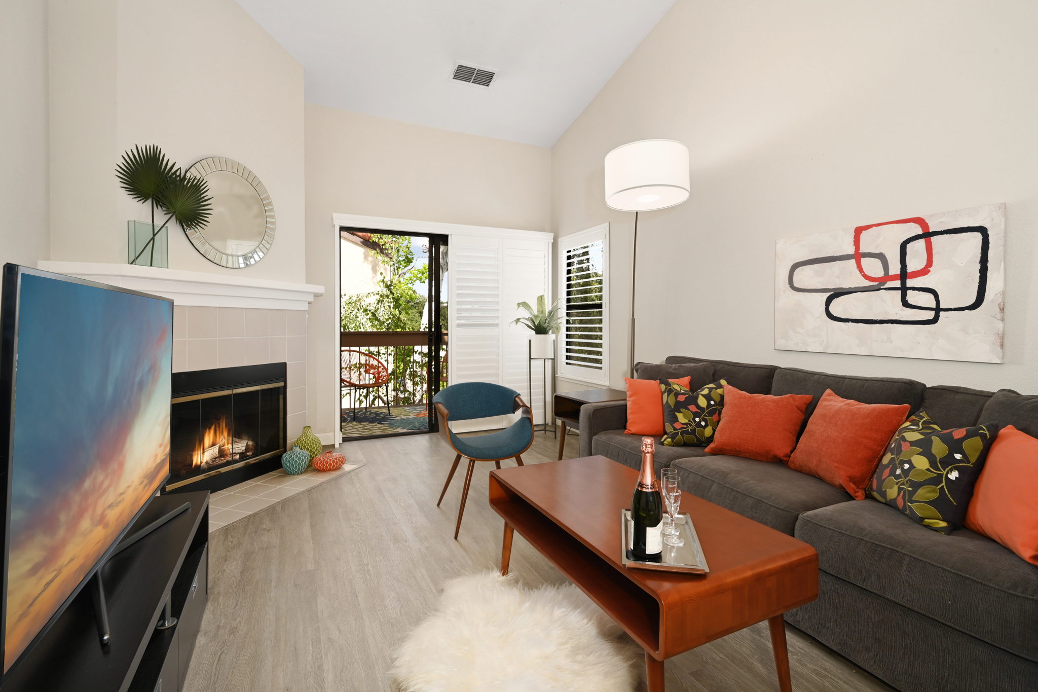 1131 S Villa Way, Walnut Creek, CA 94595, USA Photo 6