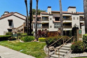 1131 S Villa Way, Walnut Creek, CA 94595, USA Photo 19