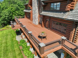 Expansive Deck