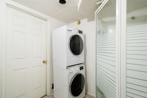  Photo 34