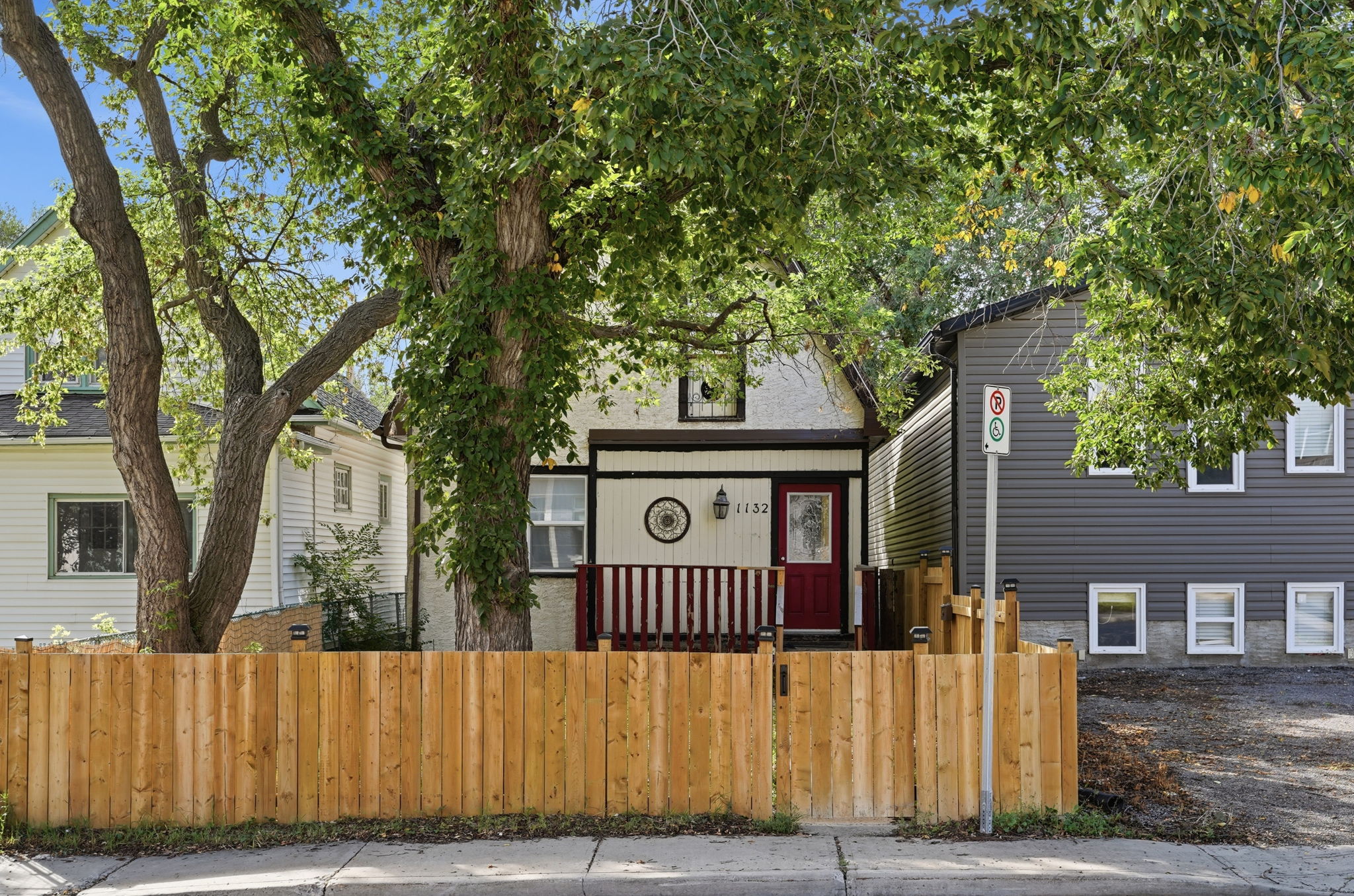  Photo 36