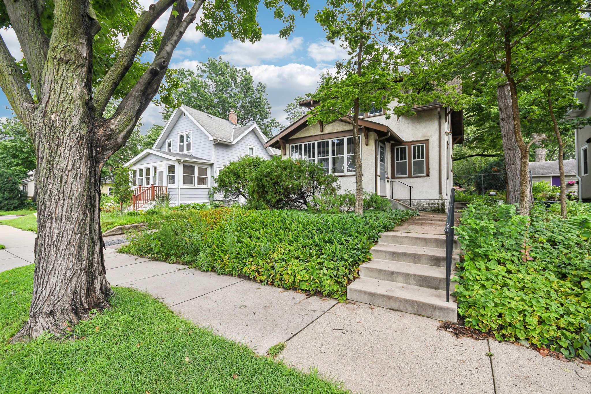 Raymond Ave-S1908-003.jpg