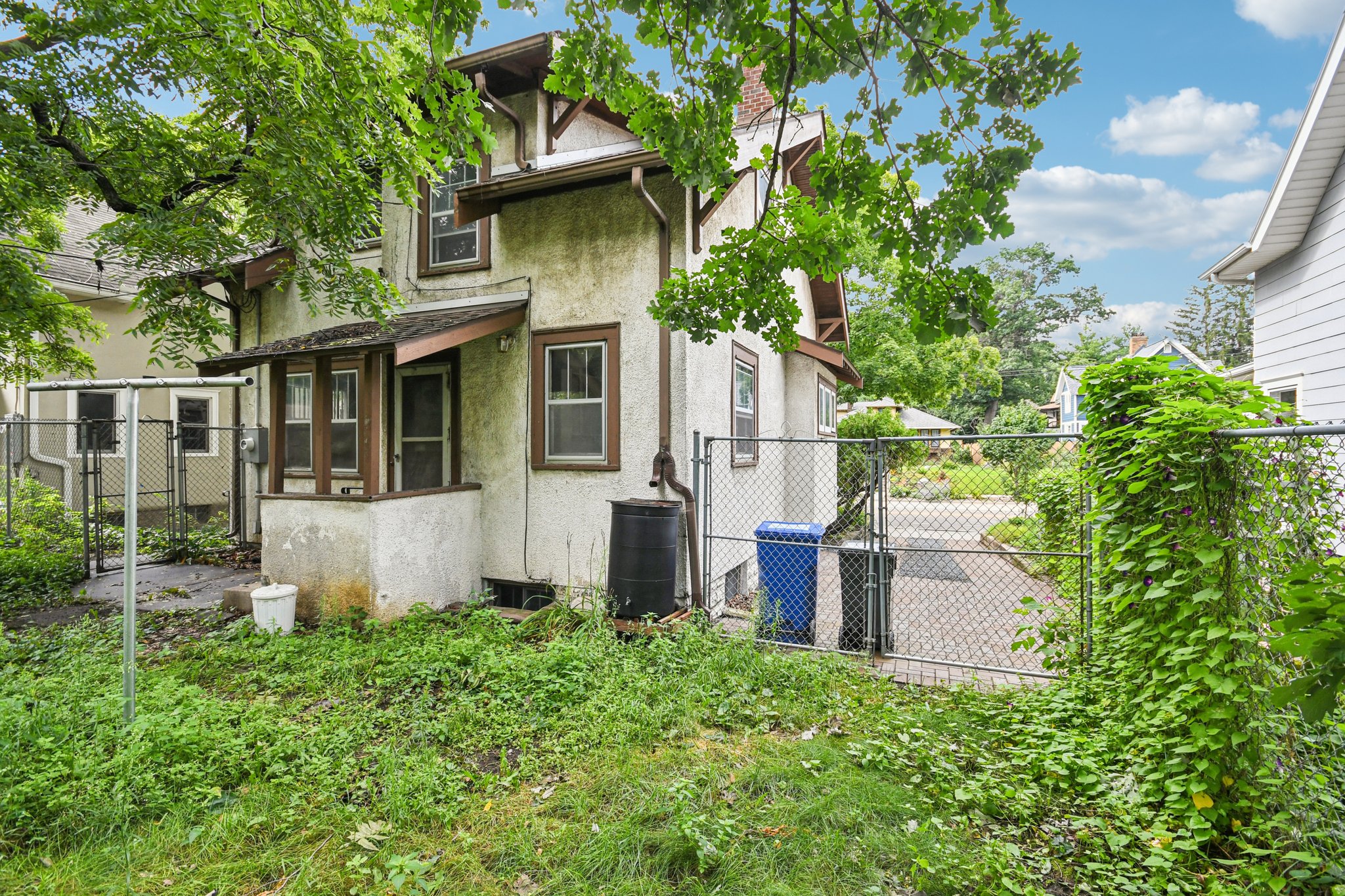 Raymond Ave-S1908-038.jpg