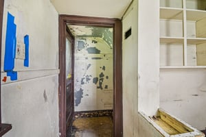 Raymond Ave-S1908-014.jpg