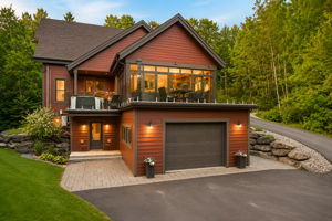  Photo 0