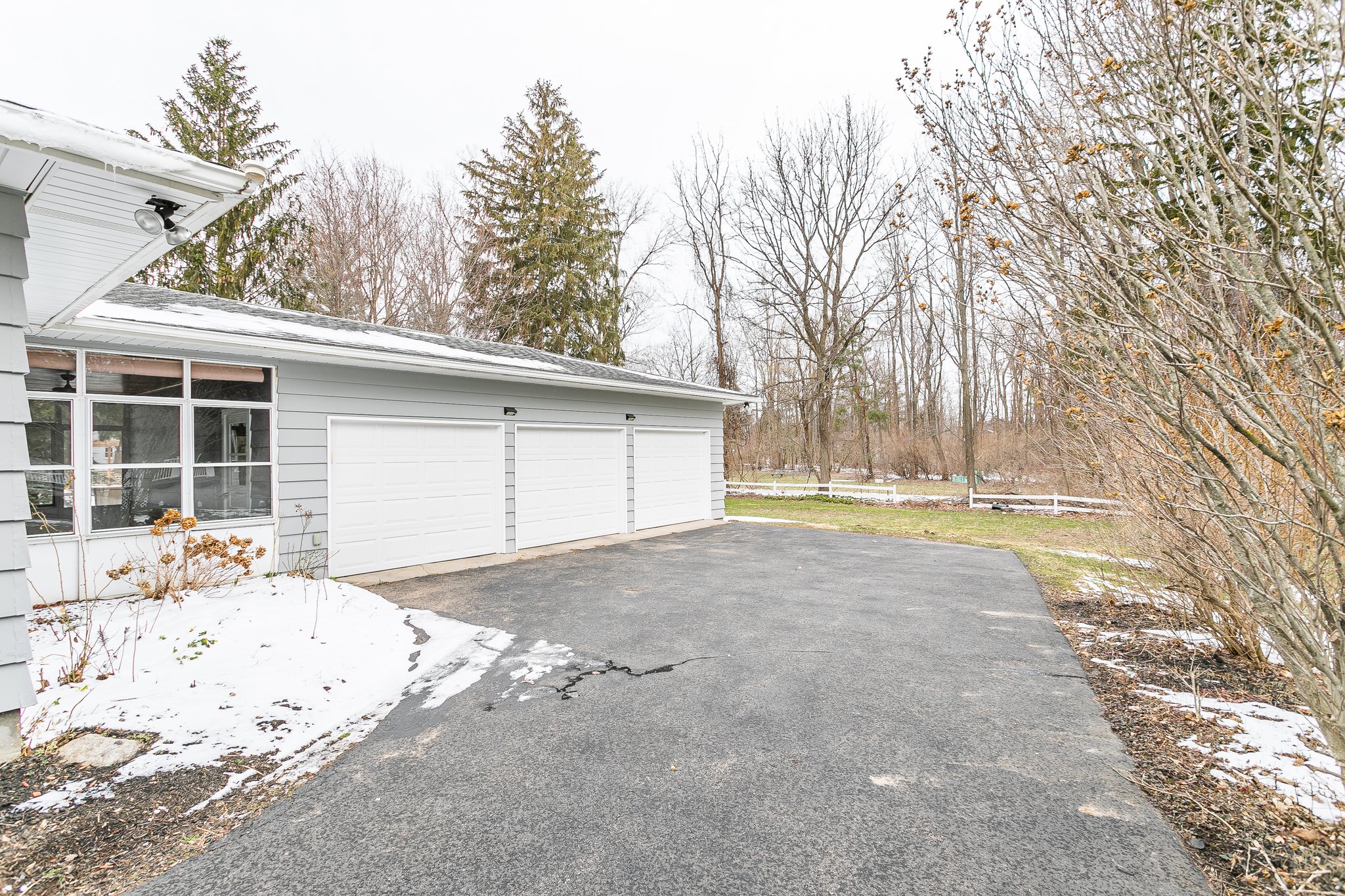 1132 Wall Rd, Webster, NY 14580, USA Photo 3