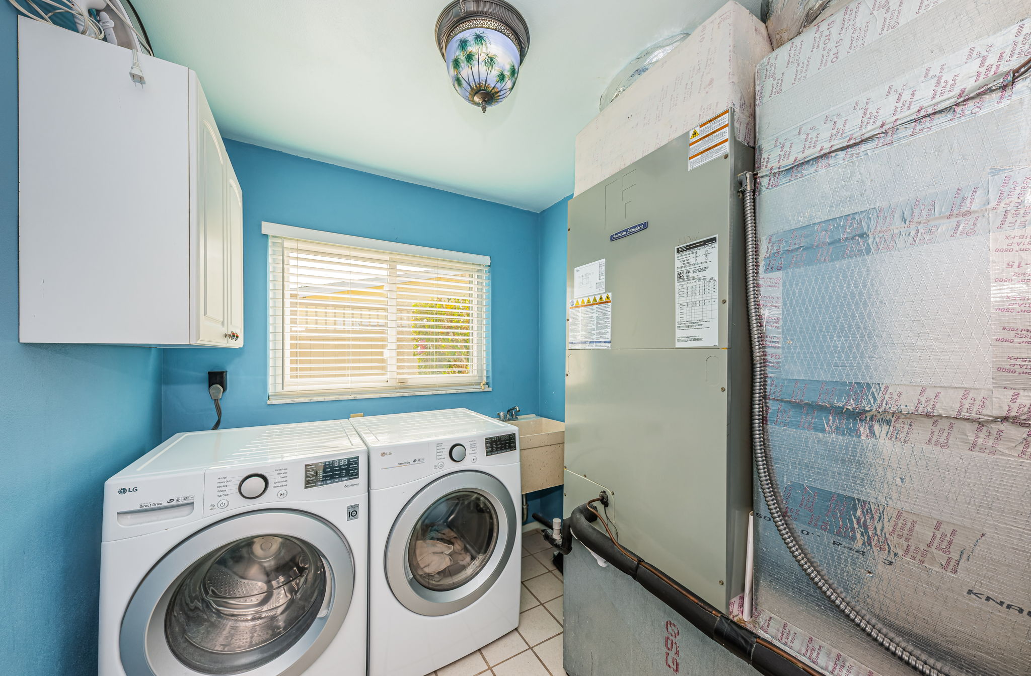 Laundry Room1a