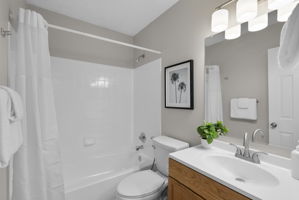 Primary En-Suite Bathroom