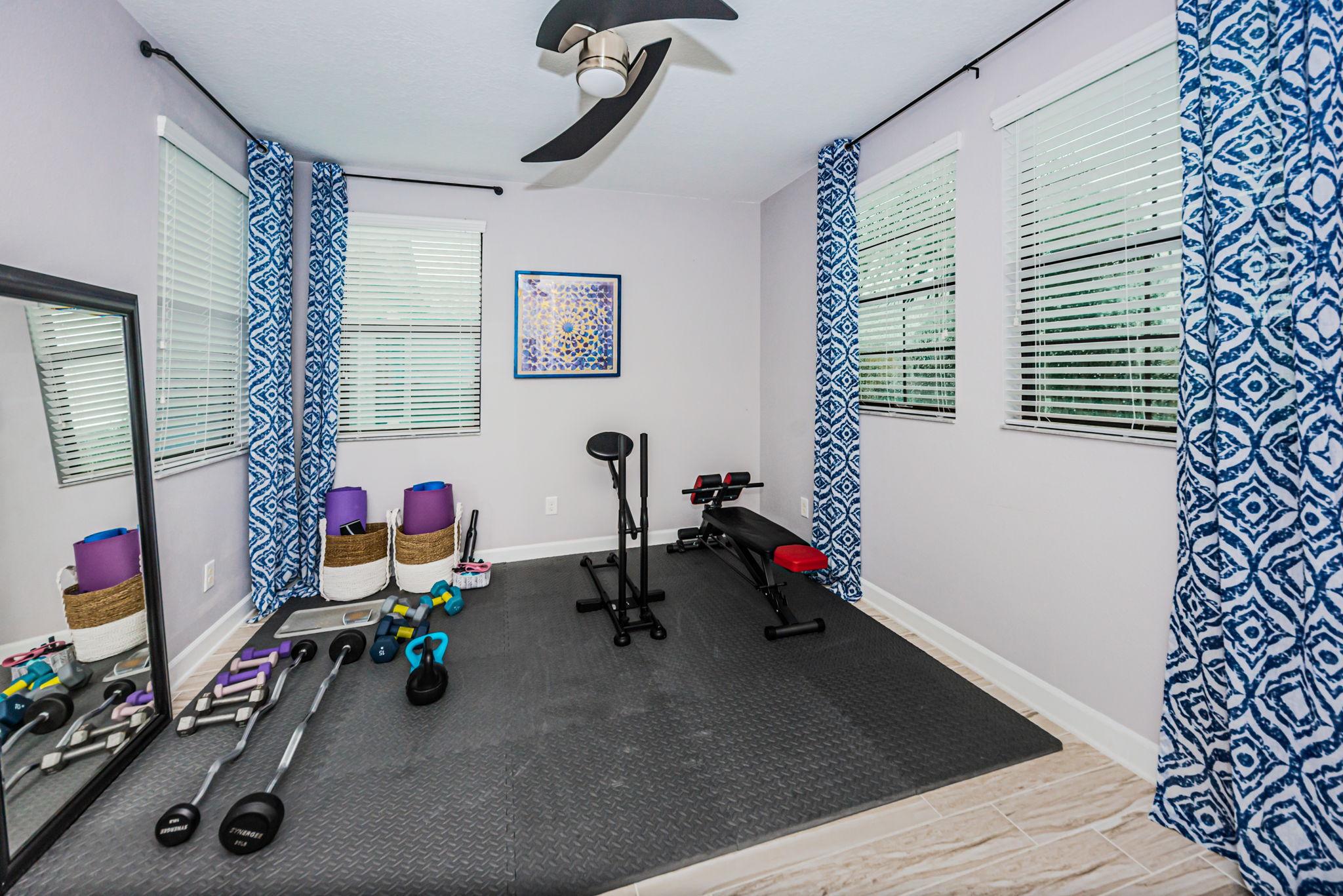 Upper Level Bedroom2