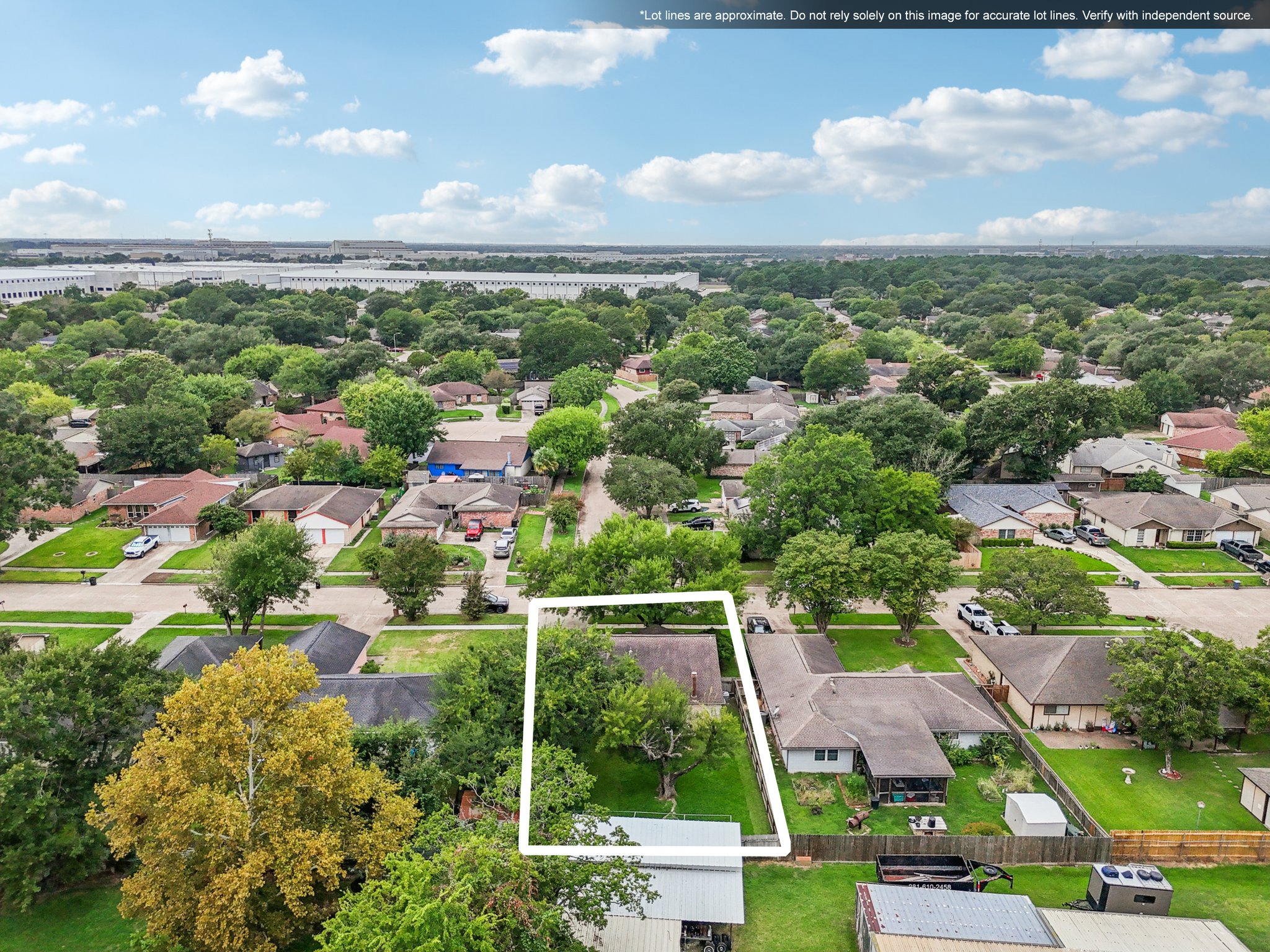 Loyola Dr-S3008-043.jpg
