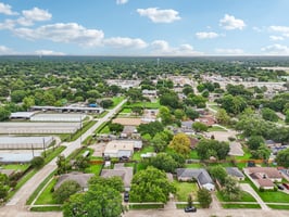 Loyola Dr-S3008-047.jpg