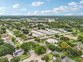 Loyola Dr-S3008-048.jpg