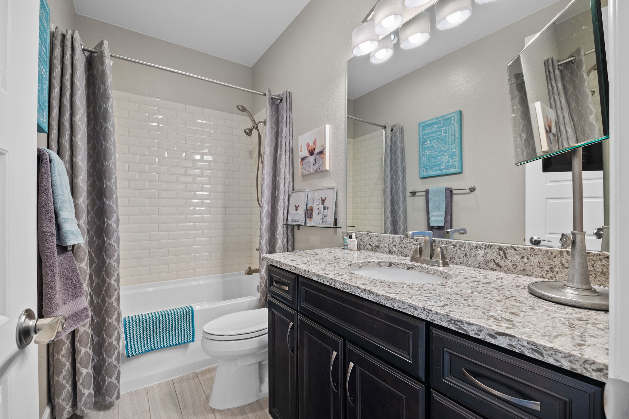  Photo 31