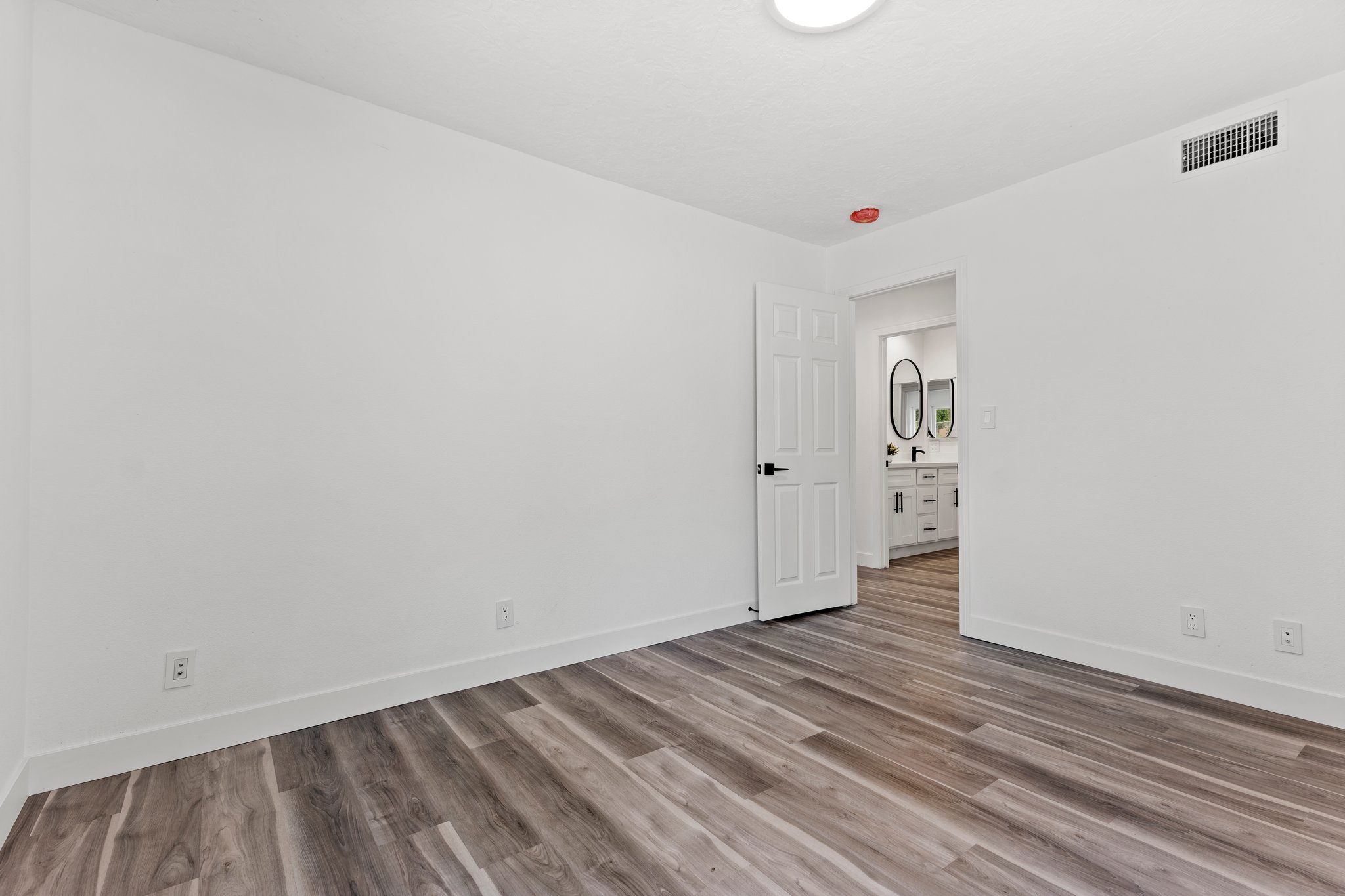 11324 Wilbur Ave, Northridge, CA 91326, USA Photo 43