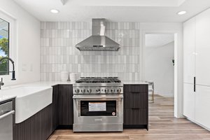 11324 Wilbur Ave, Northridge, CA 91326, USA Photo 18