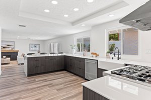 11324 Wilbur Ave, Northridge, CA 91326, USA Photo 16