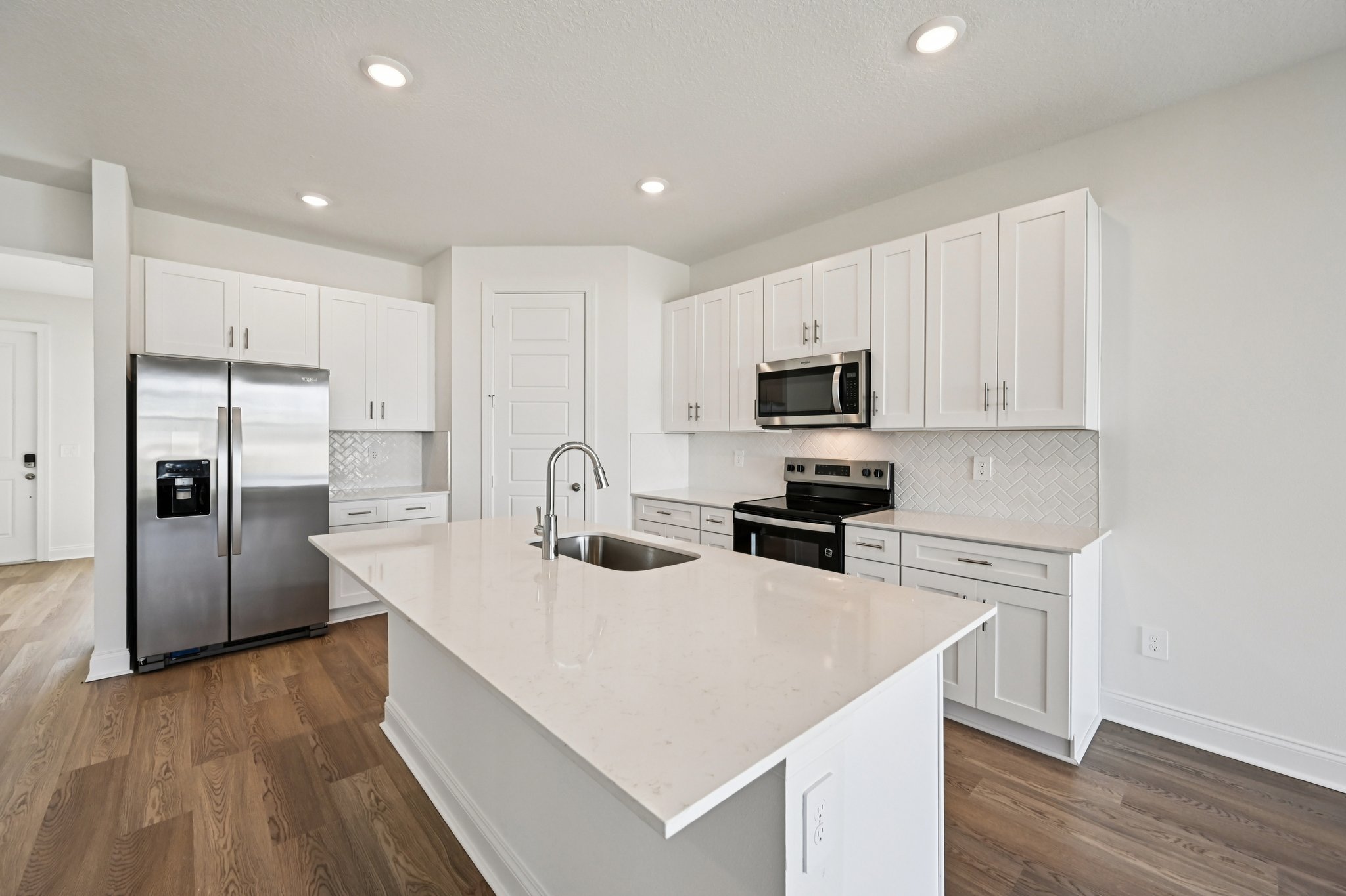 Blockbird Dr-S2702-011.jpg